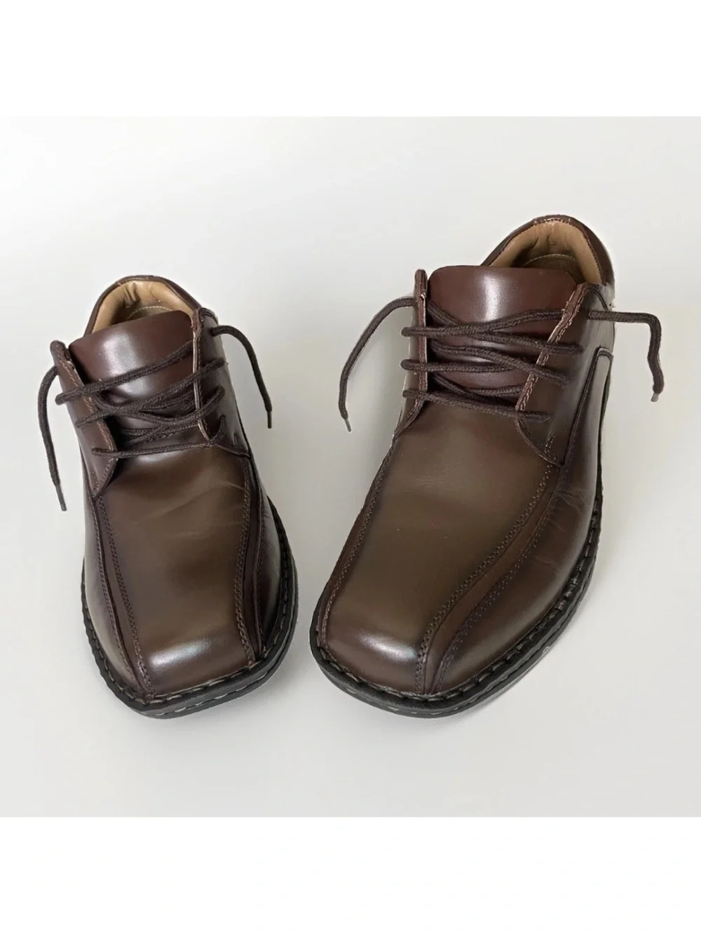 Dockers Trustee Dark Tan Leather Oxford with All Motion Comfort Men’s 9 M